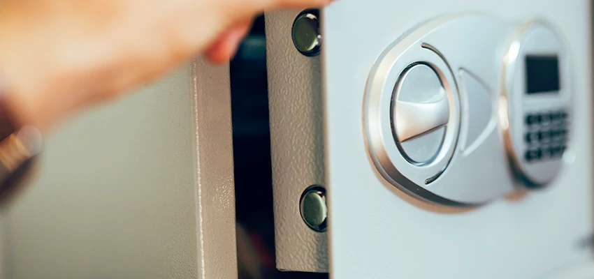 Fingerprint Safe Openers in Tiburon, CA